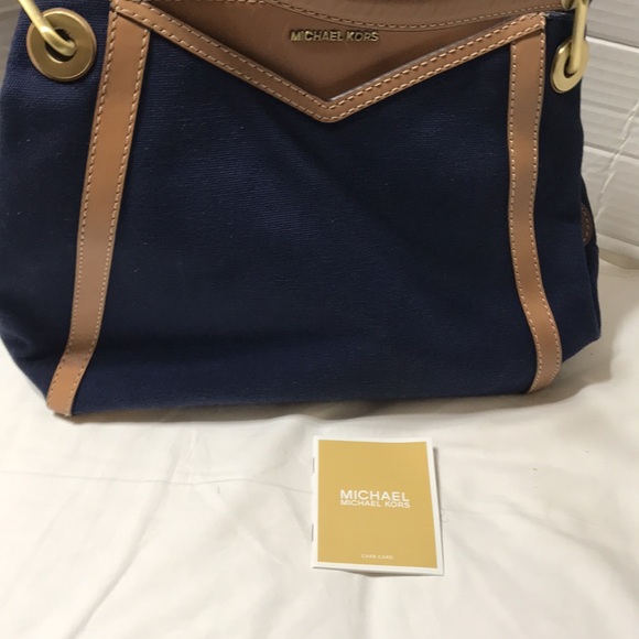 Michael kors canvas with leather trim triple compartments shoulder bag. - Picture 10 of 14